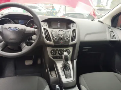 Ford Focus 2012, 139300 км, за 24826.18 CNY - фото 9
