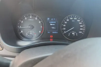 Hyundai Verna (new generation) 2016, 126500 км, за 35565.3 CNY - фото 10