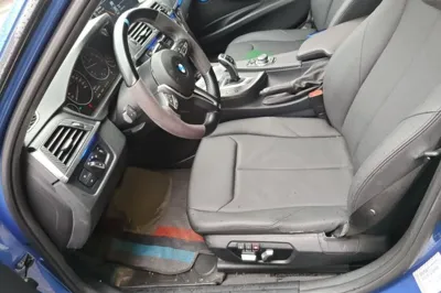 BMW 3 Series 2017, 139700 км, за 88909.86 CNY - фото 12