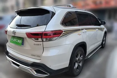 Toyota Highlander 2018, 82500 км, за 121907.31 CNY - фото 6