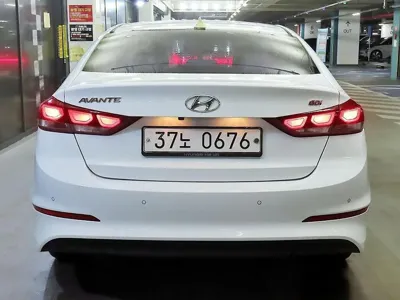 Hyundai Avante 2016, 67238 км, за 7800000 KRW - фото 5
