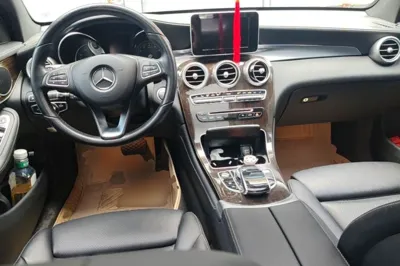 Mercedes-Benz GLC 2019, 88000 км, за 139229.21 CNY - фото 12