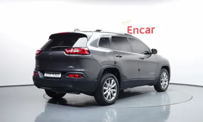 Jeep Cherokee 2018, 69568 км, за 12500000 KRW