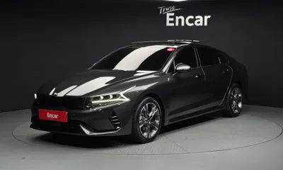 Kia K5 · 2023 год