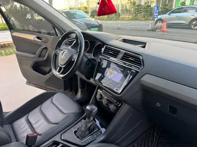 Volkswagen Tiguan L 2020, 68000 км, за 83000 CNY - фото 13
