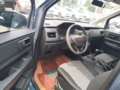 Wuling Hongguang Plus 2022, 50500 км, за 40599 CNY - фото 16