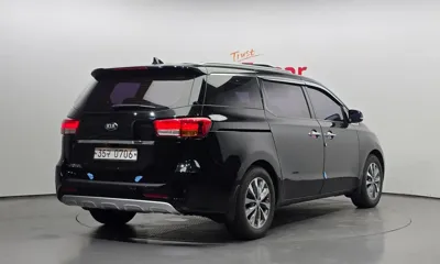 Kia Canival 2016, 238774 км, за 6490000 KRW