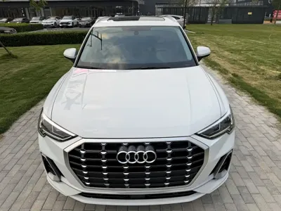 Audi Q3 · 2023 год