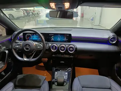 Mercedes-Benz A-Class 2021, 68300 км, за 85800 CNY