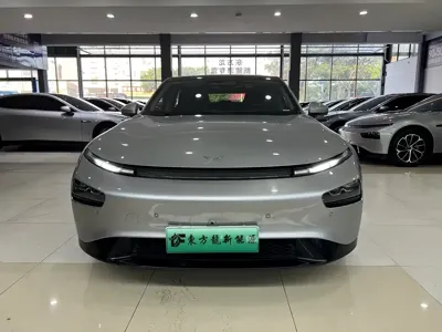 Xpeng P7 · 2021 год