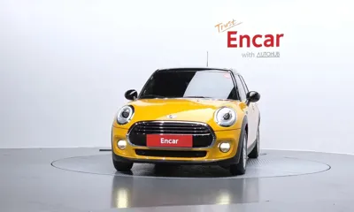 MINI Cooper 2018, 35848 км, за 13900000 KRW