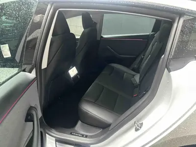 Tesla Model 3 2025, 21300 км, за 211800 CNY
