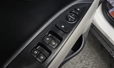 Kia Stonic 2018, 96863 км, за 10900000 KRW - фото 13