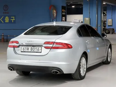 Jaguar XF 2013, 133990 км, за 3800000 KRW