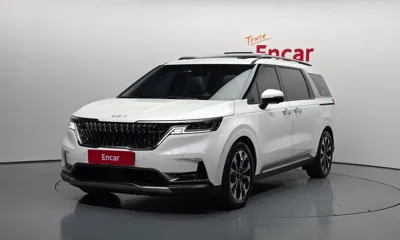 Kia Canival · 2023 год