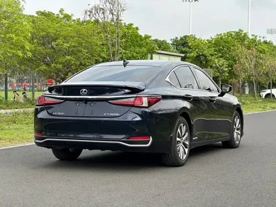 Lexus ES 2018, 100000 км, за 165000 CNY - фото 6