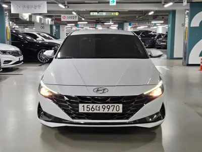 Hyundai Avante · 2021 год