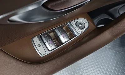 Mercedes-Benz E-Class 2022, 28694 км, за 44900000 KRW - фото 20