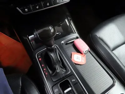 Kia Sorento 2015, 168472 км, за 10500000 KRW - фото 13
