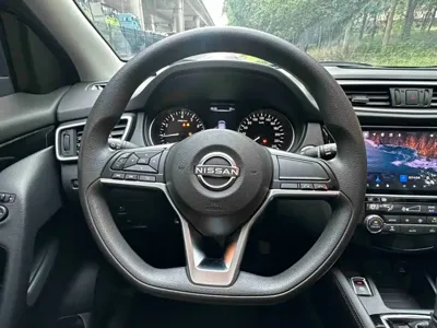 Nissan Qashqai 2023, 20099 км, за 83100 CNY