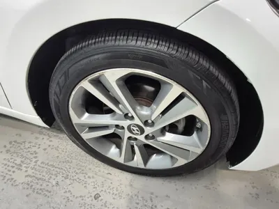 Hyundai Avante 2018, 146000 км, за 7800000 KRW - фото 20