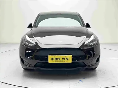 Tesla Model Y 2024, 49000 км, за 178800 CNY