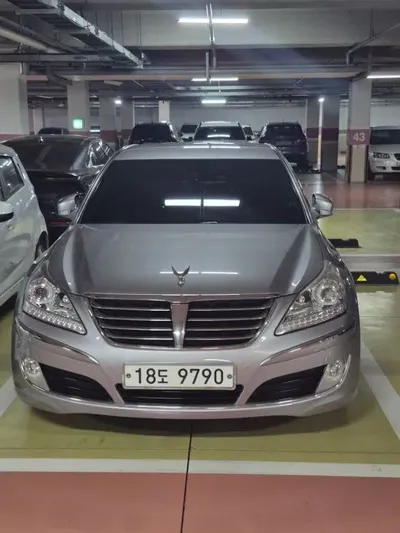 Hyundai Equus 2011, 130000 км, за 9000000 KRW