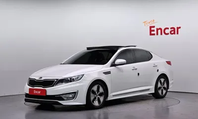 Kia K5 · 2013 год