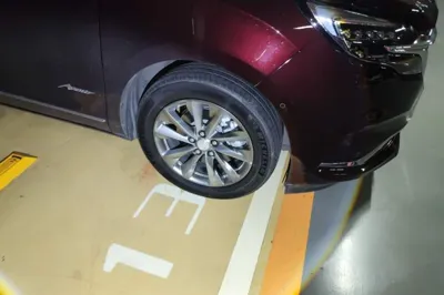 Buick GL8 2022, 48200 км, за 233700.59 CNY - фото 8