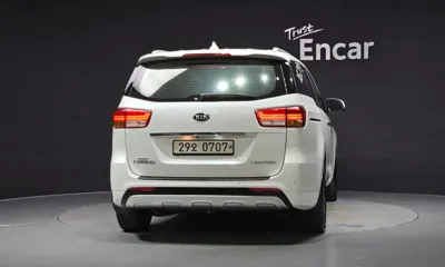 Kia Canival 2016, 131096 км, за 12900000 KRW