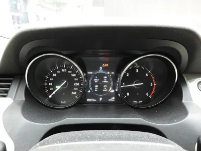 Land Rover Range Rover Evoque 2017, 90018 км, за 10900000 KRW - фото 8