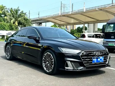 Audi A7L 2025, 39000 км, за 269800 CNY