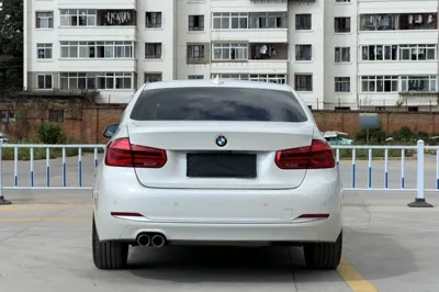 BMW 3 Series 2018, 50800 км, за 101996.73 CNY