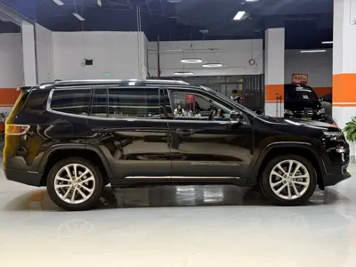 Jeep Grand Commander 2021, 80000 км, за 78800 CNY - фото 8