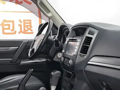 Mitsubishi Pajero (Import) 2015, 189400 км, за 73800 CNY - фото 22