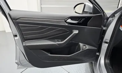 Volkswagen Jetta 2023, 33494 км, за 29900000 KRW - фото 24