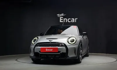 MINI Cooper Convertible 2024, 18334 км, за 30300000 KRW