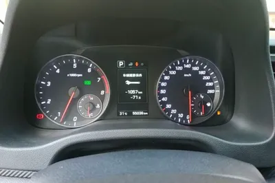 Hyundai Elantra (6th Generation 2018, 55000 км, за 47436.23 CNY - фото 25