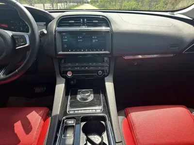 Jaguar F-Pace 2020, 20299 км, за 152800 CNY - фото 17