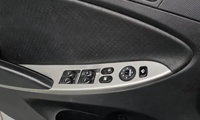 Hyundai Accent 2016, 177787 км, за 4000000 KRW - фото 19