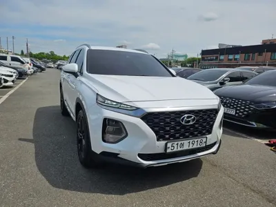 Hyundai Santafe 2019, 56950 км, за 21900000 KRW