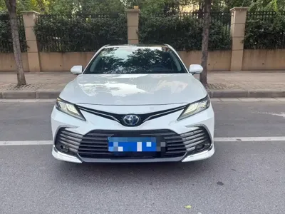 Toyota Camry 2022, 82000 км, за 92800 CNY