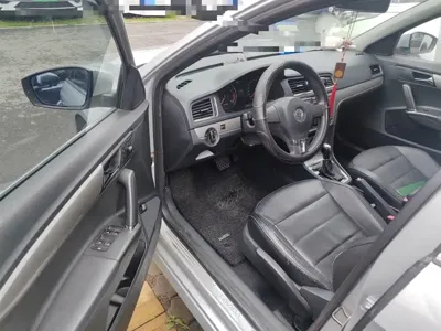 Volkswagen Lavida 2014, 121500 км, за 22100 CNY - фото 17