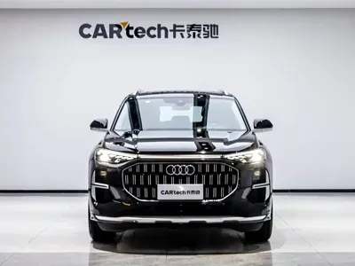 Audi Q6 2024, 61100 км, за 238000 CNY