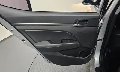 Hyundai Avante 2017, 39317 км, за 12700000 KRW - фото 25