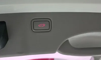 Kia Canival 2017, 196161 км, за 8900000 KRW - фото 20