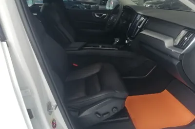 Volvo XC60 2019, 91800 км, за 117618.46 CNY - фото 19
