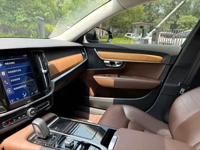 Volvo S90 PHEV 2019, 110000 км, за 112800 CNY - фото 9