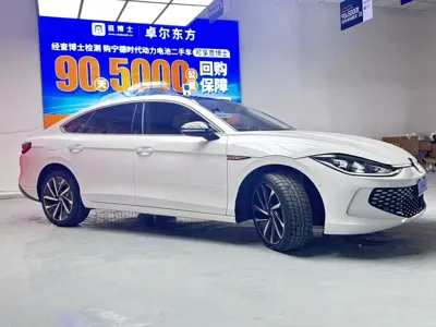 Volkswagen Lamando 2023, 15000 км, за 154800 CNY