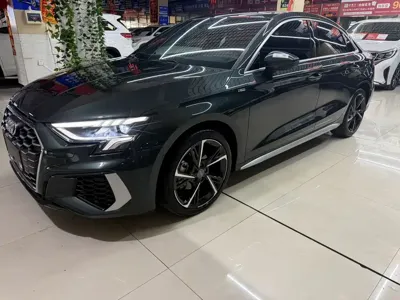 Audi A3 · 2022 год